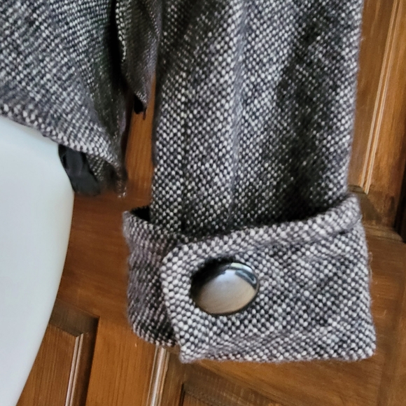 Banana Republic Sz 2 Jacket Faux Pockets Black & Gray P2P 15 L 14.5 - Picture 6 of 7